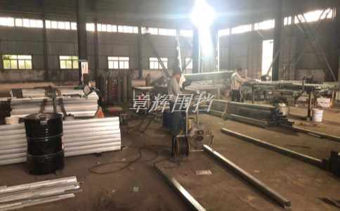 彩鋼圍擋的安全性如何？